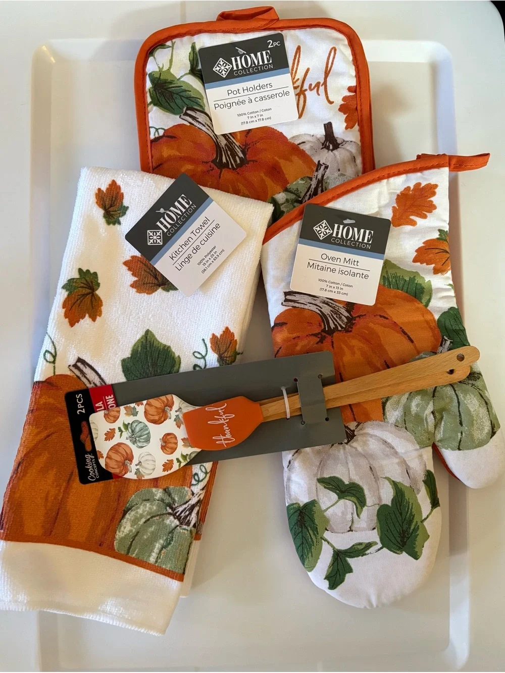 NWT Fall Pumpkin Kitchen Decor Set - Towel Mitt Pot Holders Spatulas 5pc